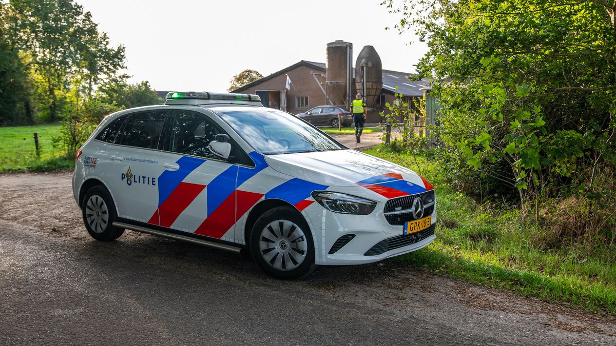Man bekneld na ongeluk met trekker in De Hoeve | Sneker krijgt taakstraf voor rellen Den Haag