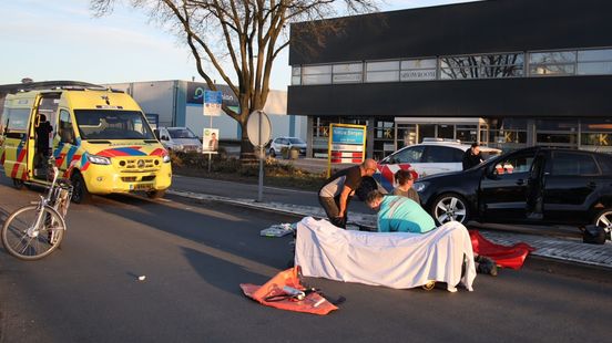 Twee gewonden bij aanrijding tussen auto en brommer in Nieuw Bergen Nieuws