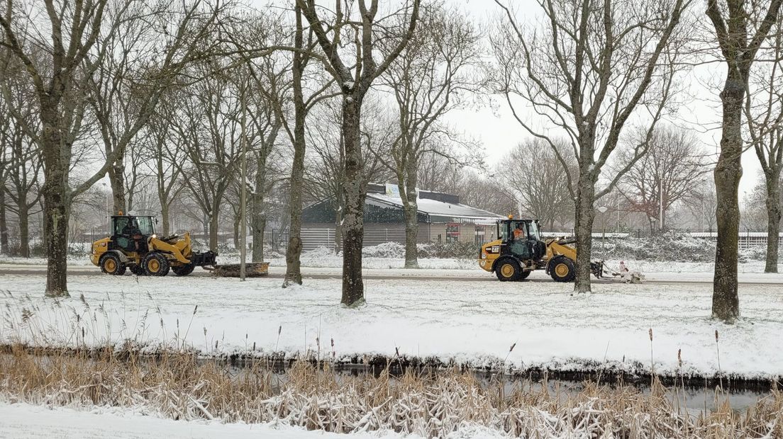 Sneeuwschuivers in Alphen aan den Rijn