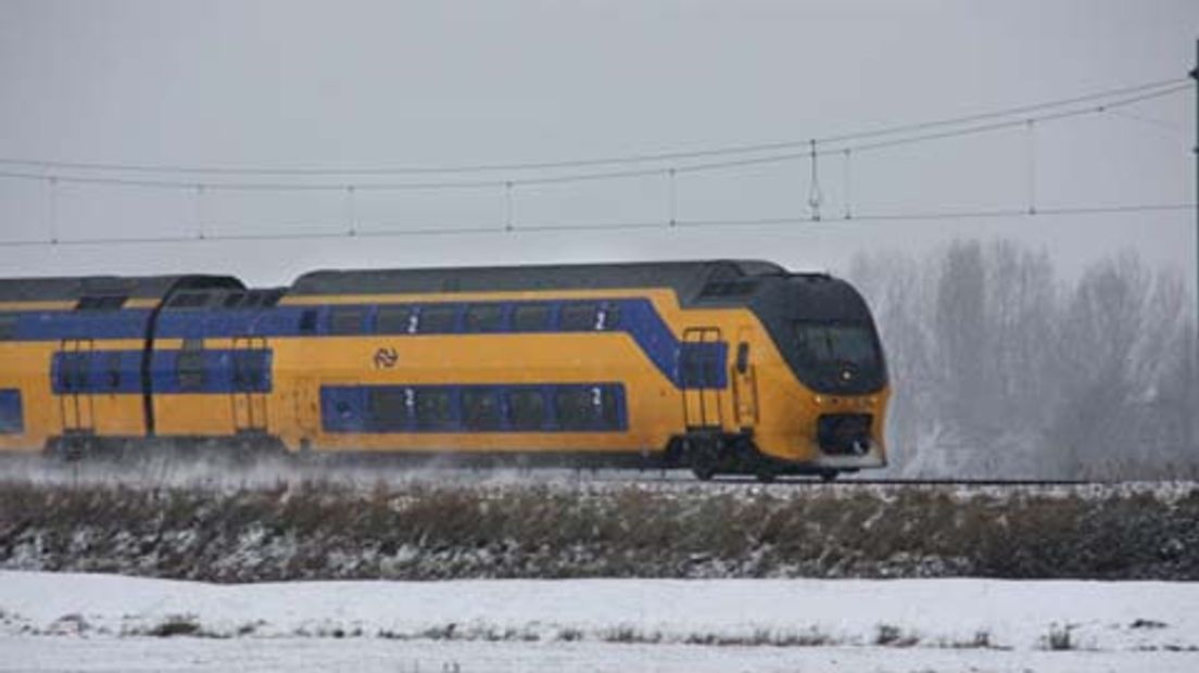 trein-sneeuw-winter-ns