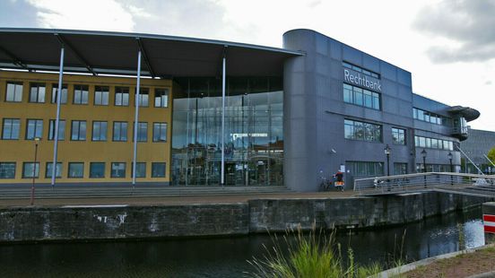 Brieven schrijven, op een ladder klimmen en naar binnen gluren: Vlissinger veroordeeld voor stalken van buurvrouw Nieuws