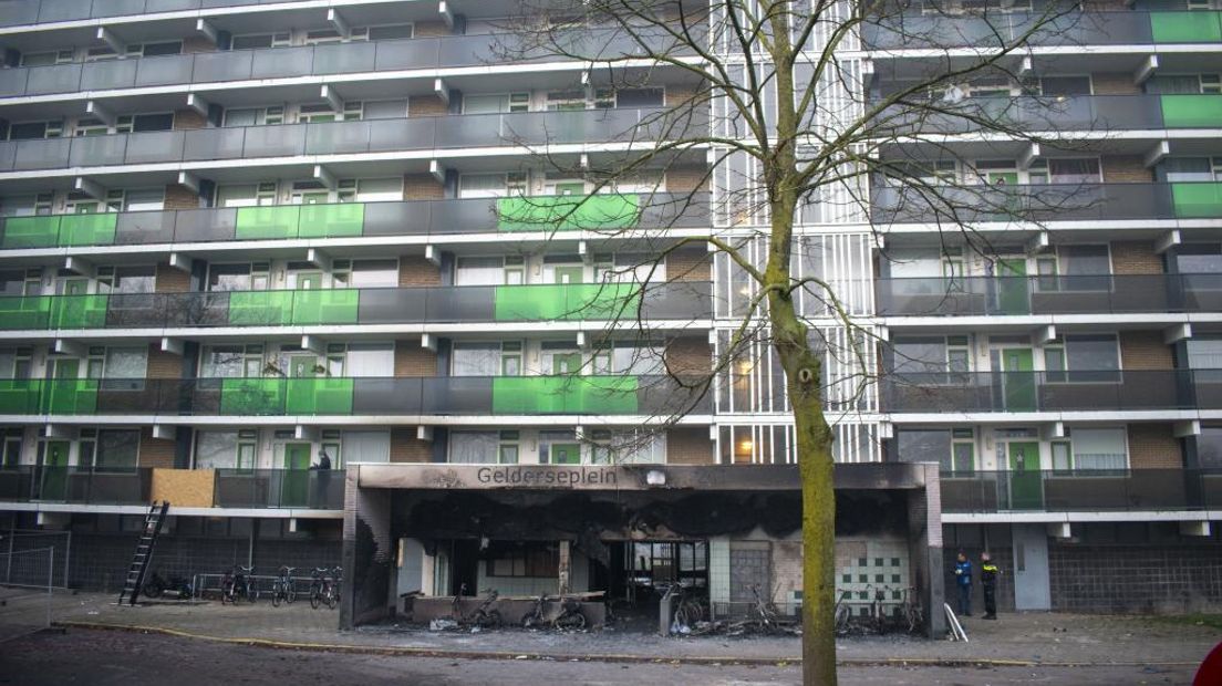 De Arnhemse flat na de fatale brand op 1 januari.