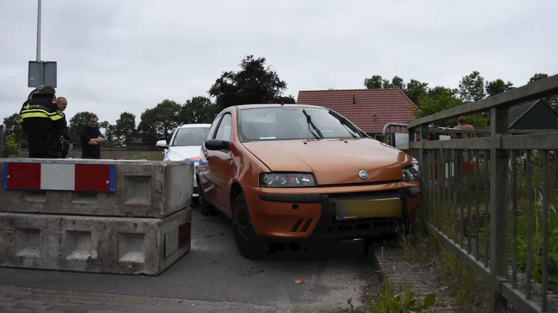 Achtervolging eindigt in aanhouding van moeder en zoon in Witte Paarden