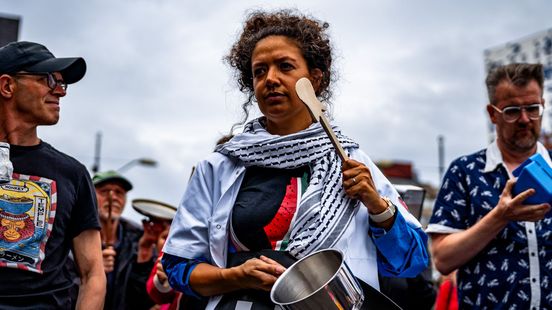 Foto: KIJKEN | Lawaaiprotesten op stations voor Gaza