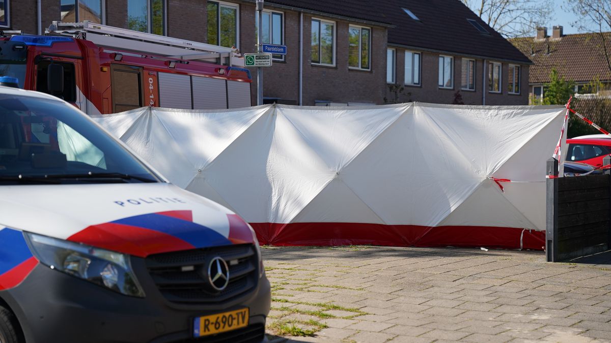 112 Nieuws: Motorrijder gewond in Markelo | Auto belandt op z'n kant in Zwolle
