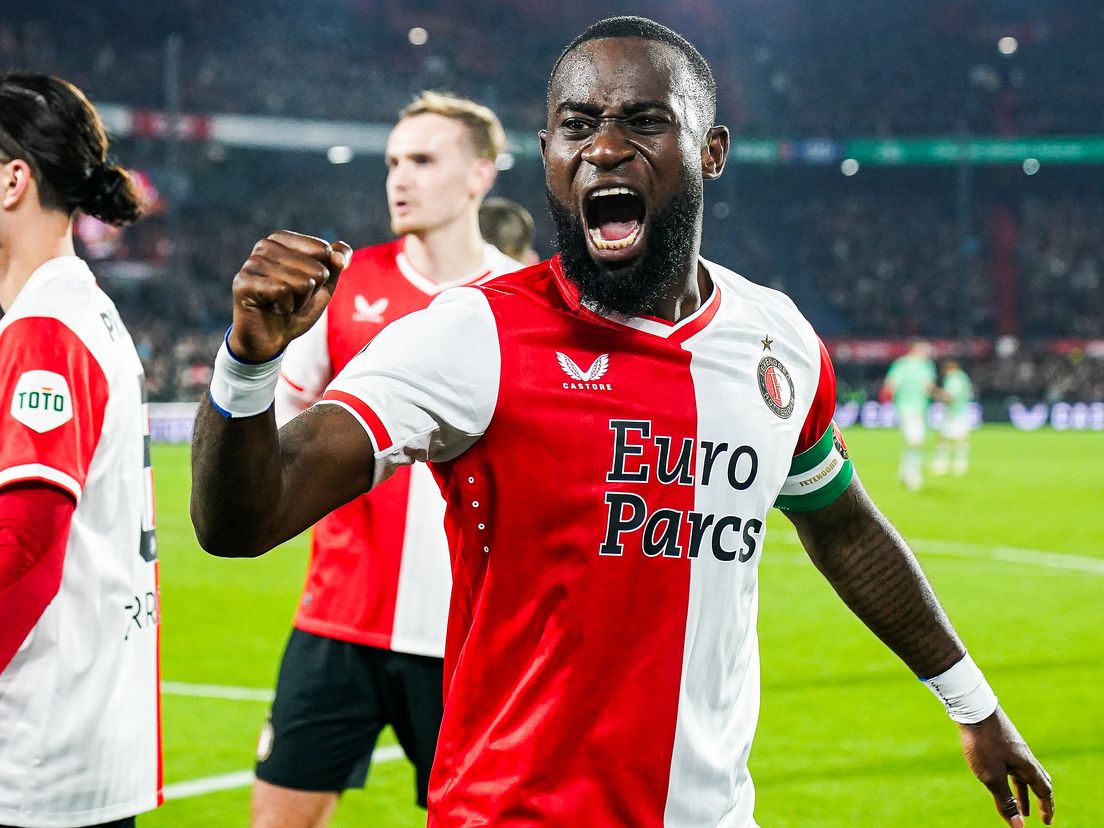 Lutsharel Geertruida schreeuwt het uit na de 2-0 voor Feyenoord in de derby tegen Sparta