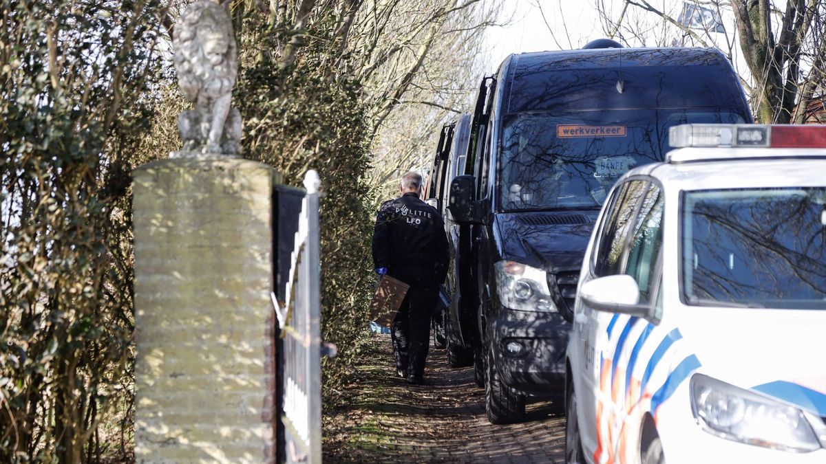 Man uit Deventer aangehouden bij inval in Fries drugslab