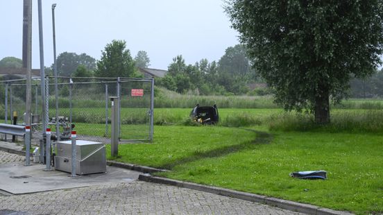 112-nieuws: Voertuig belandt in berm in Delfzijl • Familiehotel Paterswolde ontruimd na dakbrand