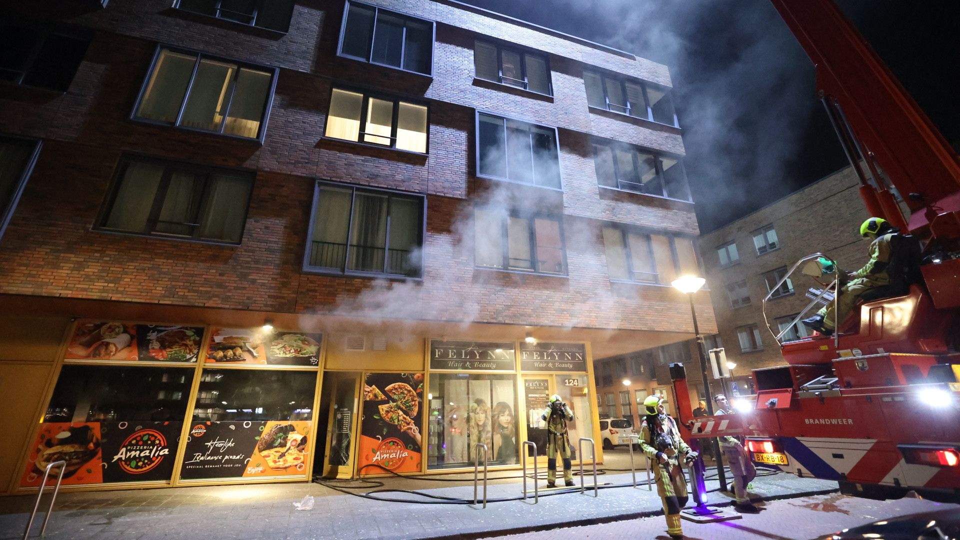 20 Woningen Ontruimd Na Brand In Pizzeria In Den Haag - Omroep West