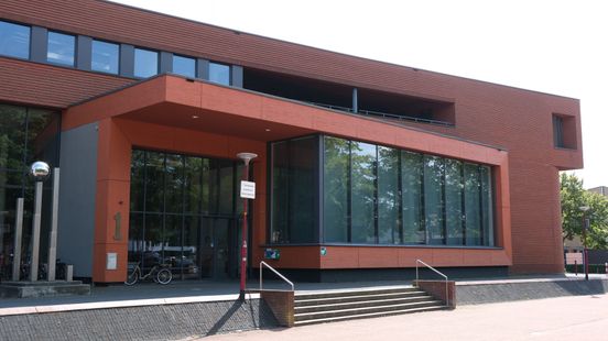 Niet-aangemeld protest tegen asielopvang in Vriezenveen: 'Niet op deze manier' Home