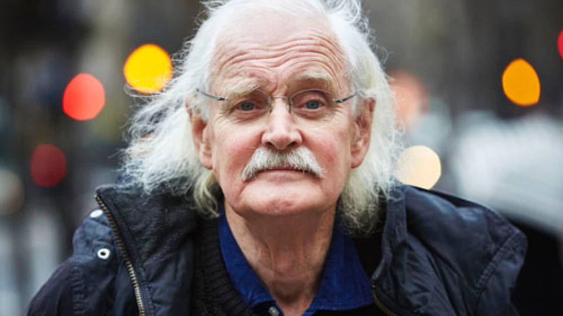 Cartoonist 'Willem' Holtrop weigert beveiliging
