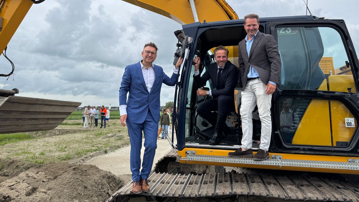 Bouw nieuwe woonwijk Zaamslag officieel van start: 'Dorp klaar voor de toekomst'