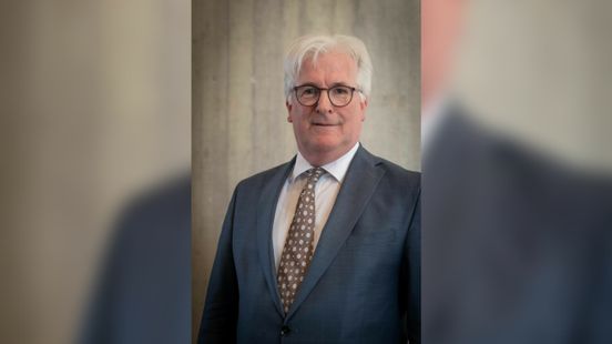 Erik van Merrienboer stopt als burgemeester van Terneuzen na raadsbesluit over azc Nieuws