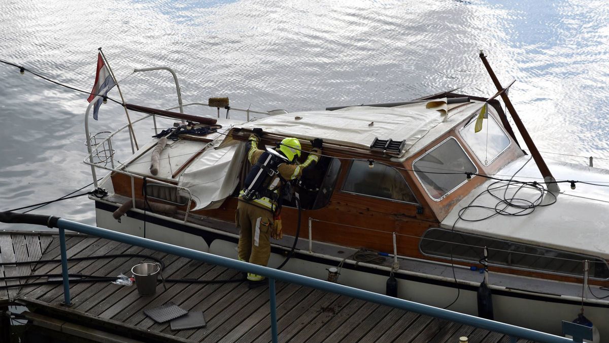 Zwaargewonde bij explosie op boot