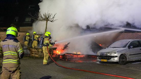 Brand verwoest berging in Lunteren