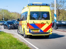 Ongeluk met twee auto's in Assen, Europaweg-Zuid weer vrij