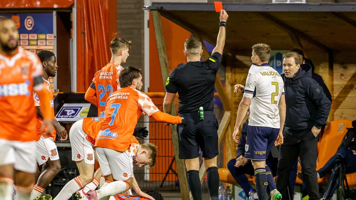 Weer geen zege GA Eagles: punt in Volendam na oliedomme rode kaart Sampsted