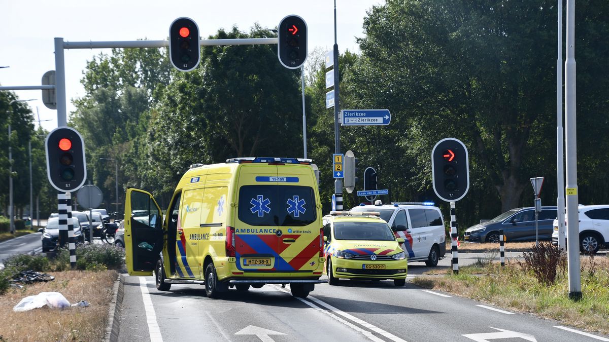 Fietser aangereden bij Zierikzee: vrouw zwaargewond