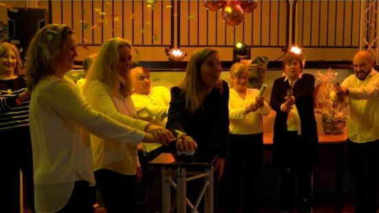 Jennifer en Patricia nemen dorpshuis over: 'We willen het hart van Zeddam worden'