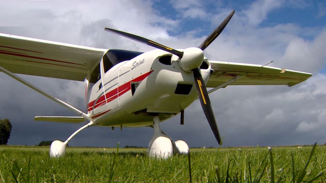 Een van de vliegtuigen op Fly-In Gees (Rechten: RTV Drenthe)