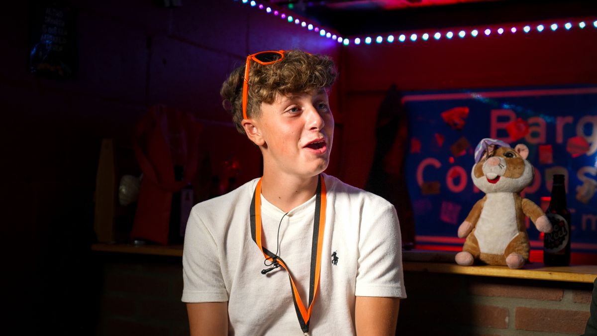 Levi wil in eigen dorp blijven wonen: 'Liever een bed in de keet, dan naar Zwartemeer verhuizen'