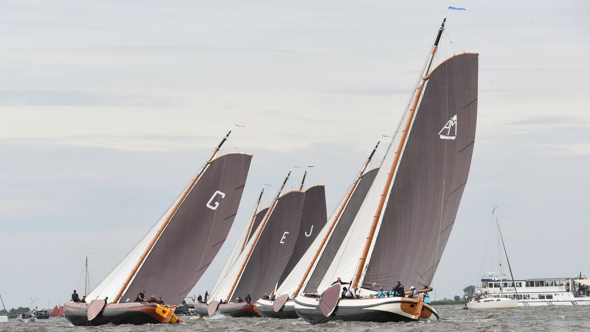 Skûtsjesilen bij Elahuizen gaat niet door vanwege te harde wind