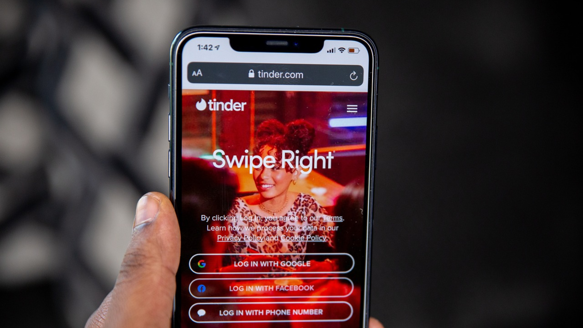 De Rotterdammer was actief op platforms als Lexa en Tinder