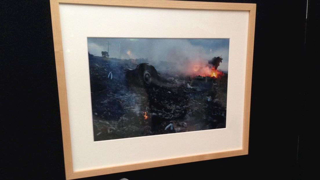 Winnende persfoto van vliegramp MH17 door Pierre Crom