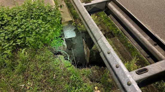 Reparatie sinkhole A12 zorgt tot maandag voor ellende op weg