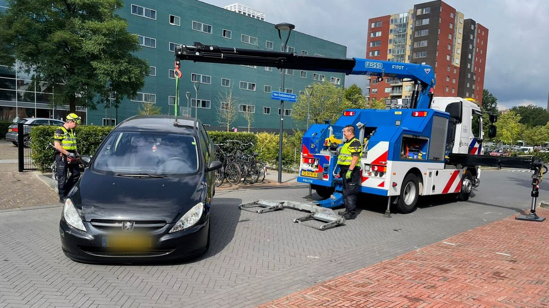 De politie nam de auto vrijdag in beslag