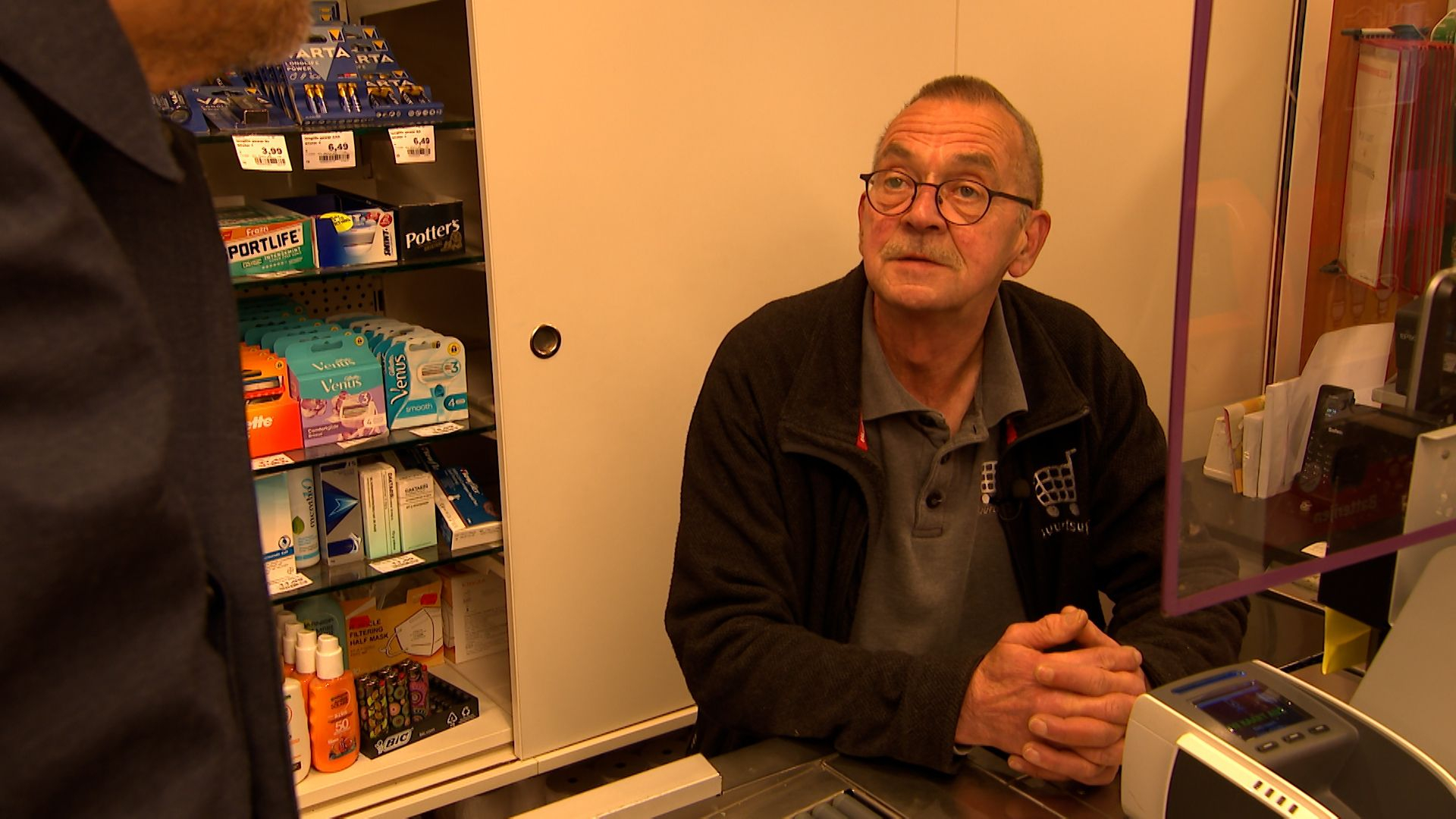 Marcel stopt na 50 jaar: Laatste dorpssuper dreigt hier te verdwijnen