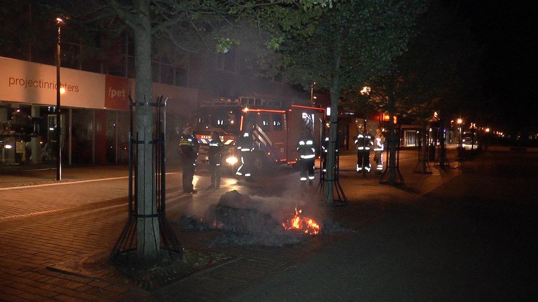 Brand in de Hoofdstraat van Hoogeveen (Persbureau Meter)