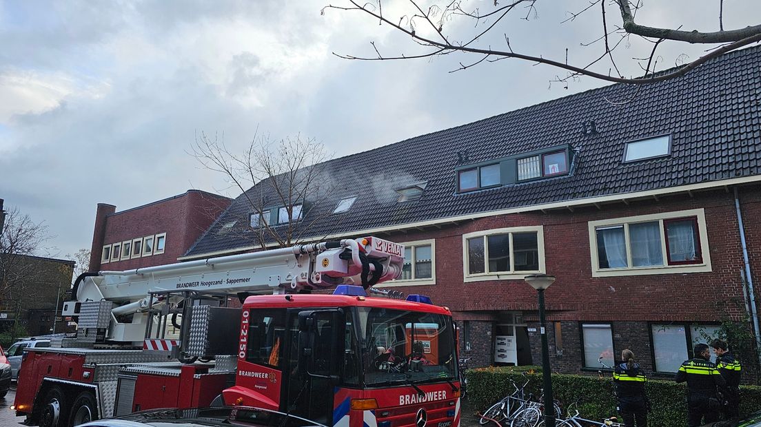 De brand zorgde voor enige rookontwikkeling