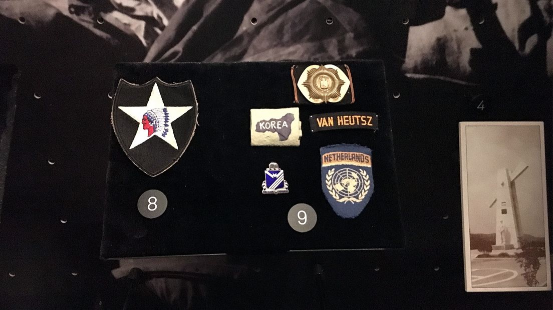 Emblemen die tijdens de Korea-oorlog gevoerd werden