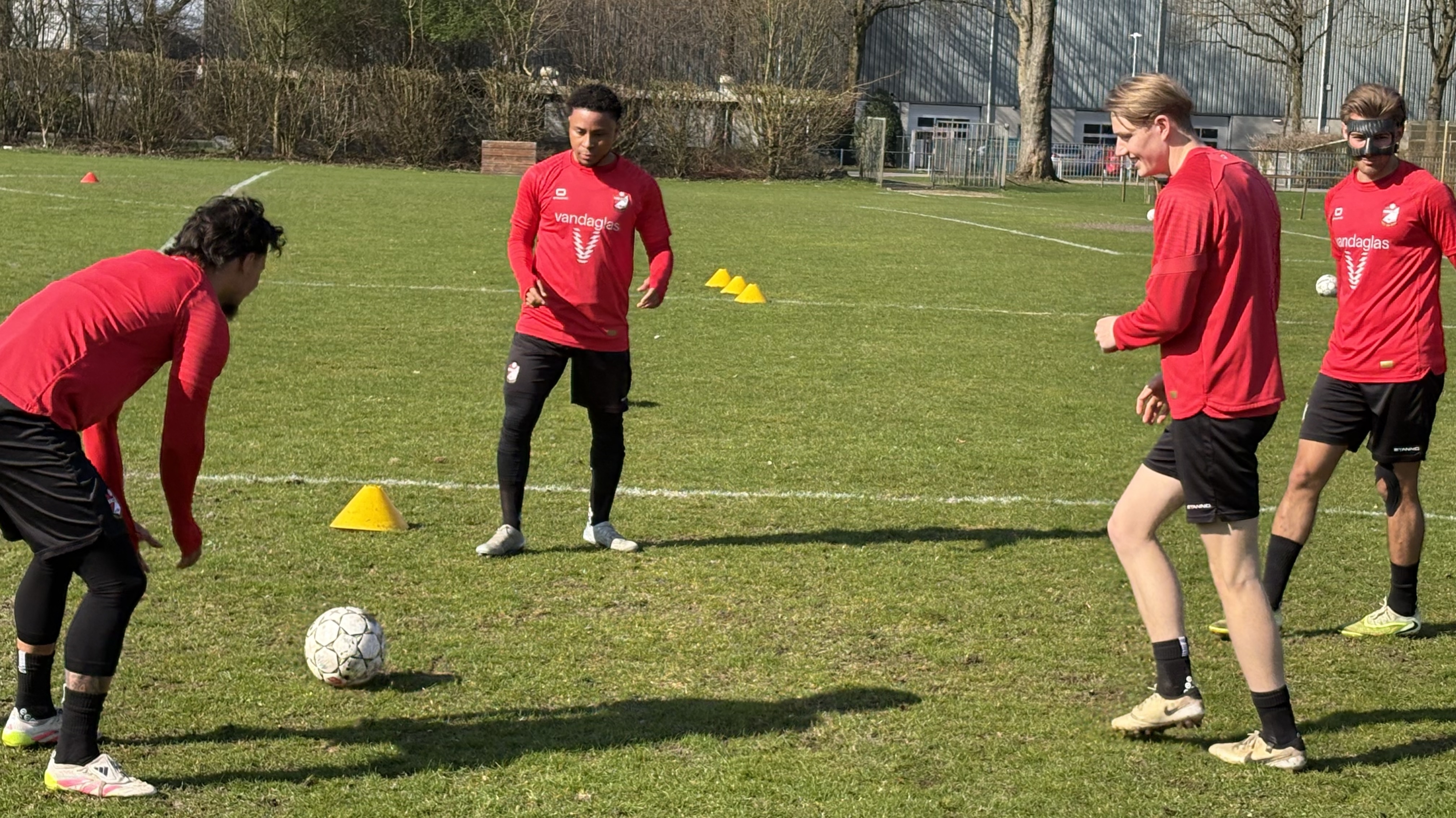 Worstelende Besuijen hoopt vorm te vinden tegen VVV: 'Op dit moment kom ik niet in positie'