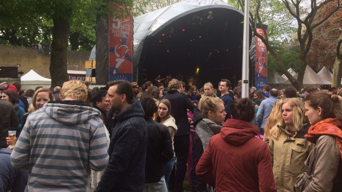 In heel Gelderland wordt vrijdag Bevrijdingsdag gevierd. In Wageningen was het traditionele defilé en ook het Bevrijdingsfestival Gelderland 2017. Wij volgen de festiviteiten in de hele provincie.