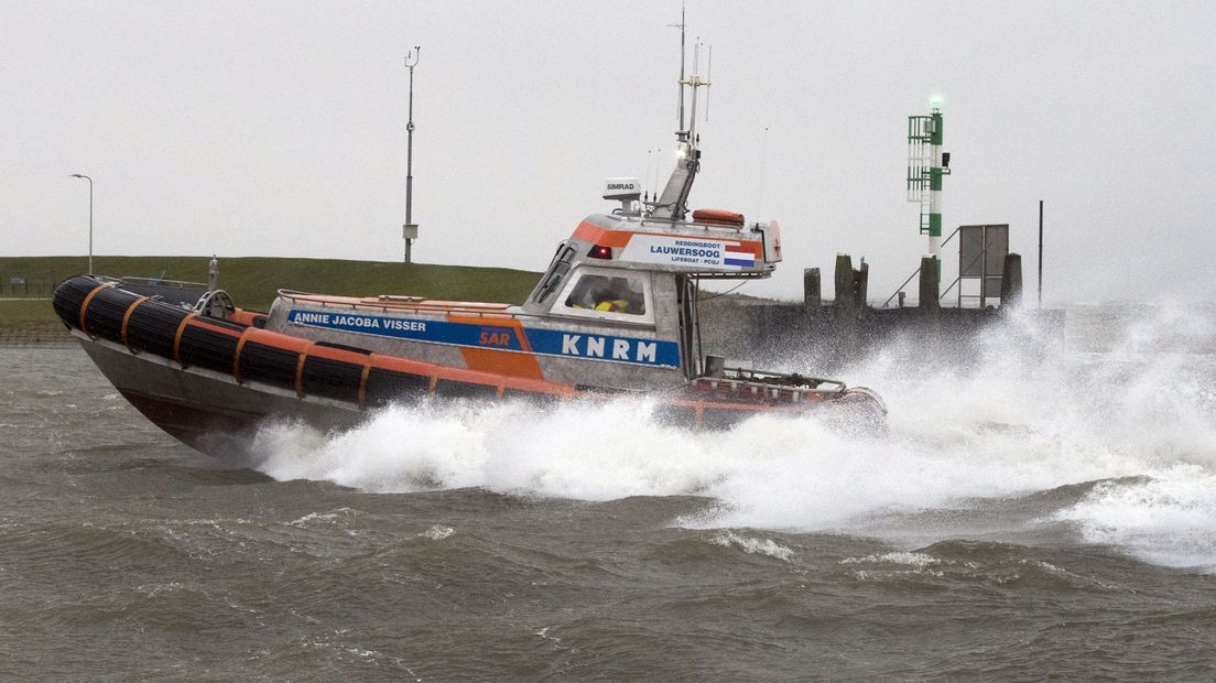 Een reddingsboot van de KNRM in Lauwersoog