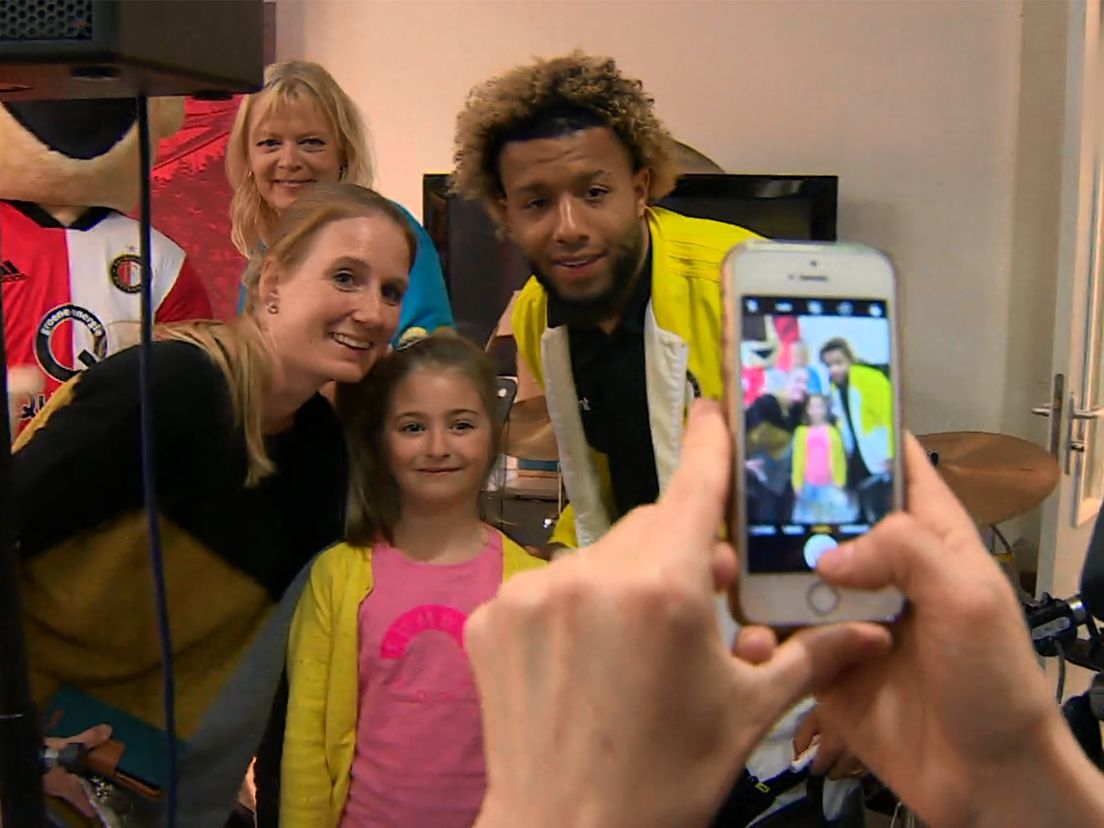 Tonny Vilhena in het Sophia Kinderziekenhuis