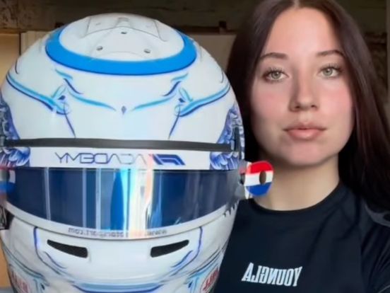 Nina Gademan start net als Max Verstappen in Delfts blauw bij laatste F1 GP Zandvoort