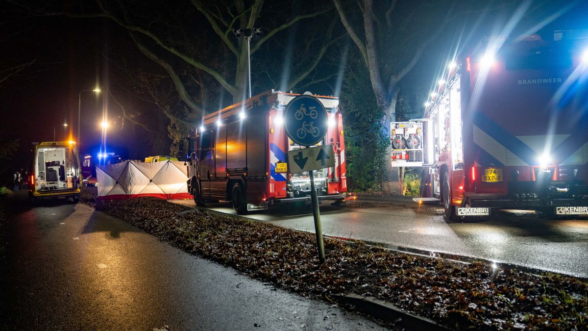 112 Nieuws: Twee doden bij ernstig ongeval op N348 tussen Deventer en Zutphen