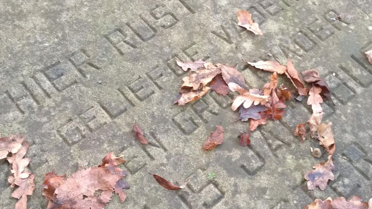 Oude grafstenen in Stavenisse worden verwijderd