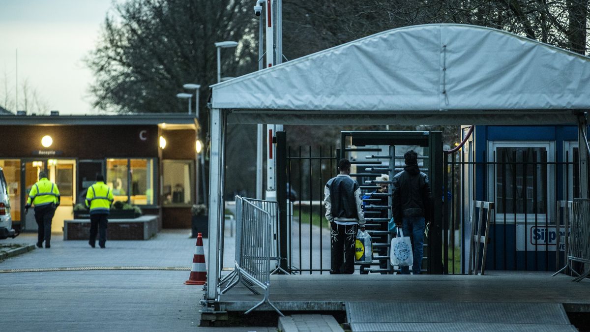 Dorpsvereniging Nieuw-Weerdinge stuurt brandbrief over overlast: 'Dit kan niet langer doorgaan'