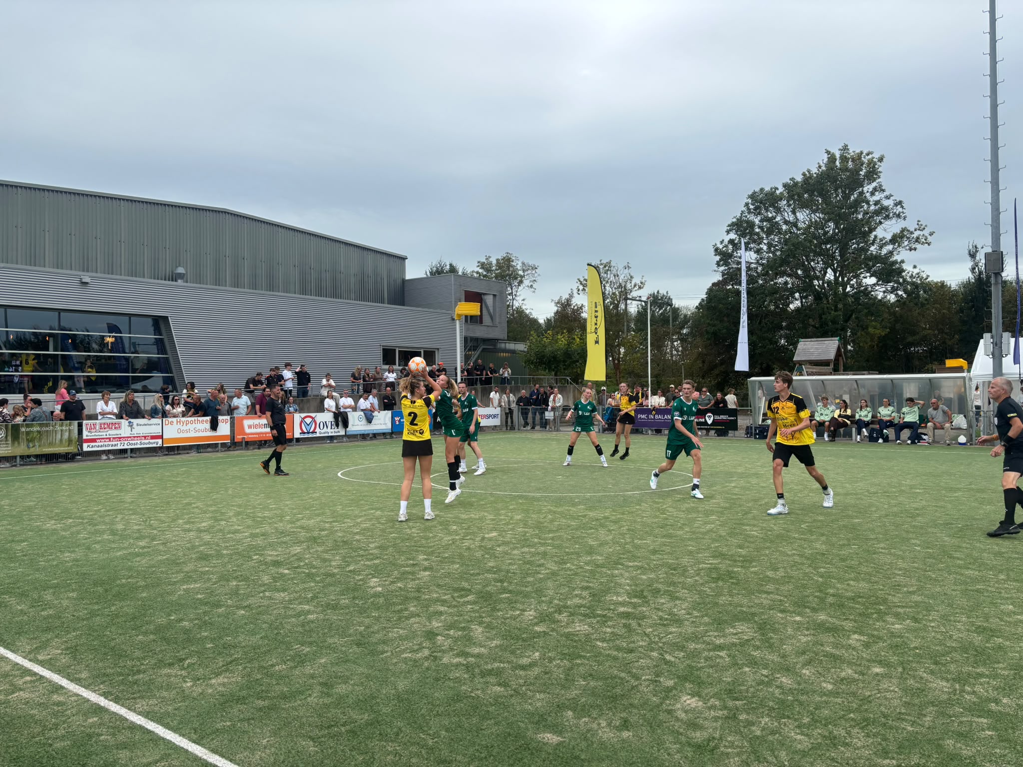 Fortis kan een kwartier mee met het grote PKC, maar een stunt zit er nooit in