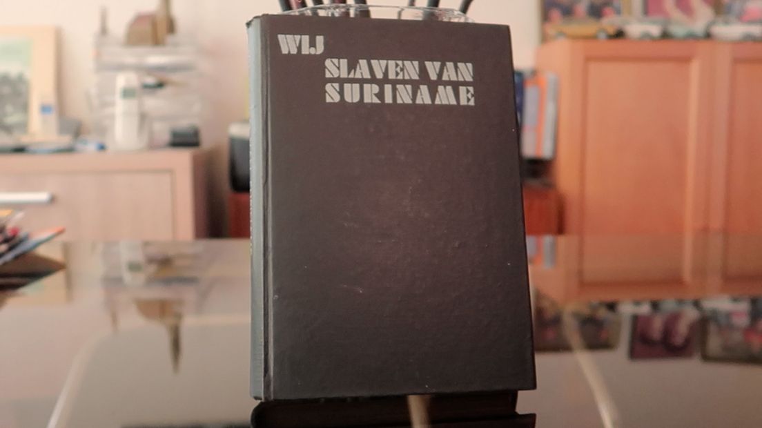 De eerste druk van 'Wij slaven van Suriname'