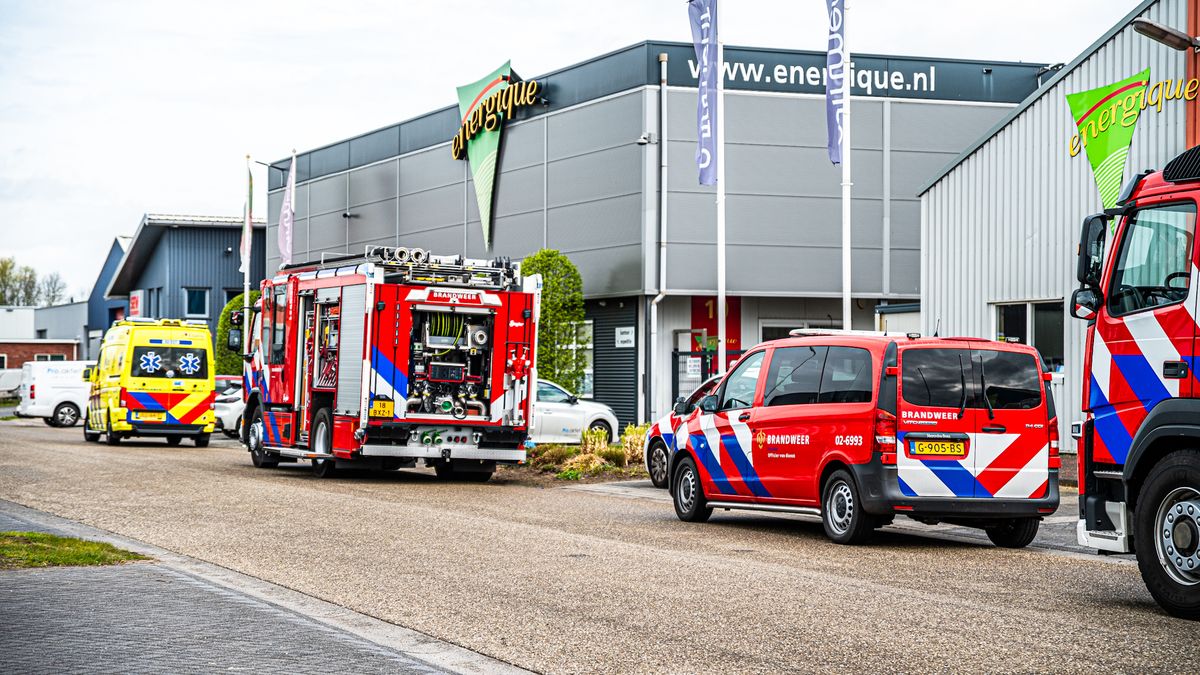 Hulpdiensten rukken uit voor bedrijfsongeval in Gorredijk