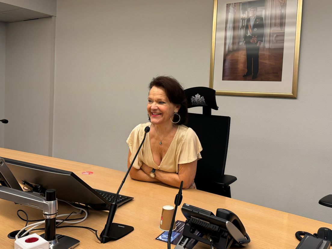 Willy van Bree op de stoel van de rechter