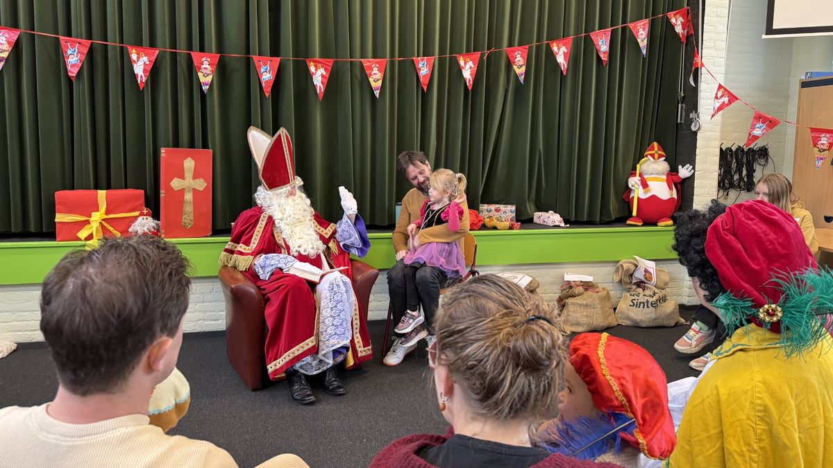 Dove hulpsinterklaas maakt Sinterklaasfeest in Zwolle onvergetelijk