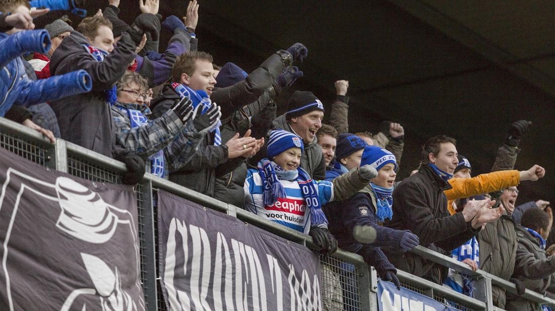 Supporters in stadion PEC Zwolle