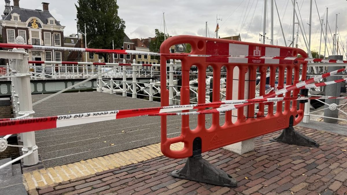 Boarnburgumer (25) de cel in voor oplichting | Hulpdiensten zoeken na persoon in water Dronryp