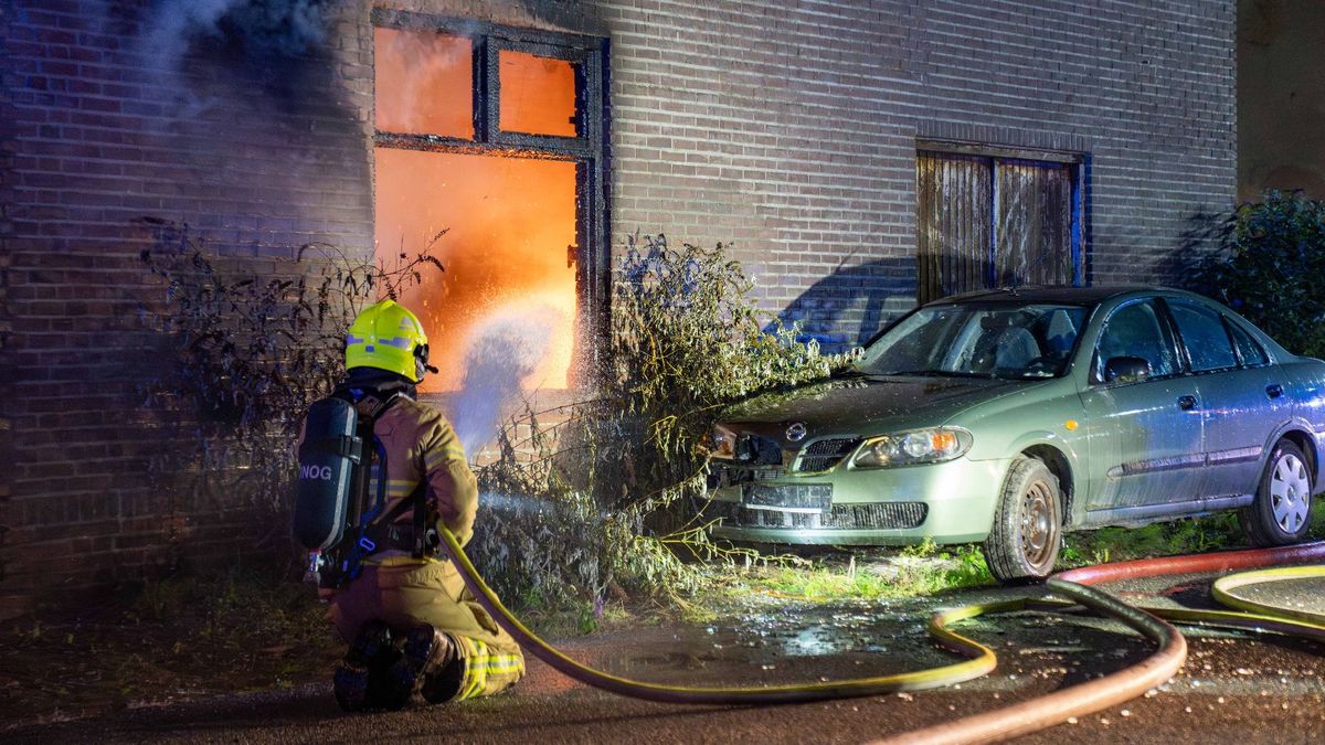 Illegaal afval bij Delwijnen • ongeval A15 bij Echteld
